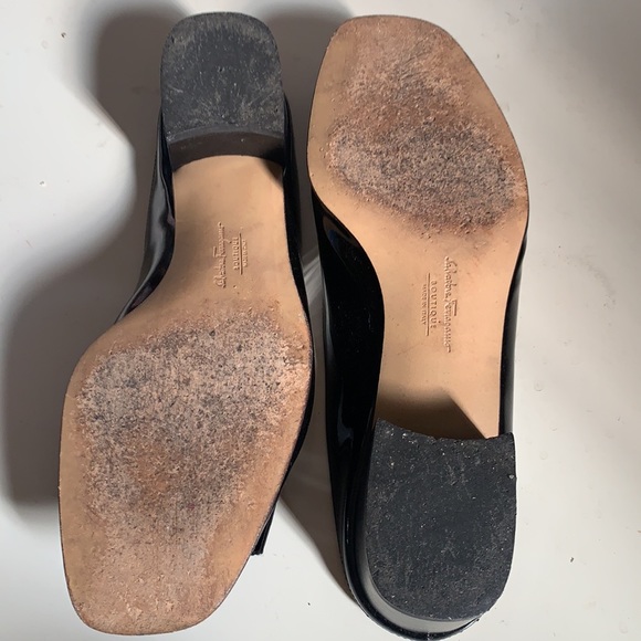 SALVATORE FERRAGAMO VERA VARA HEELS MULE PEEP TOE SLIP ON BLACK RIBBON BOW 7.5 B - Picture 15 of 16